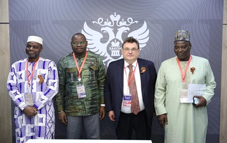 13e Forum Juridique international de Saint-Petersburg : Les défis et réformes engagées par le Niger dans le secteur judiciaire exposés devant les participants par le Ministre Alio Daouda