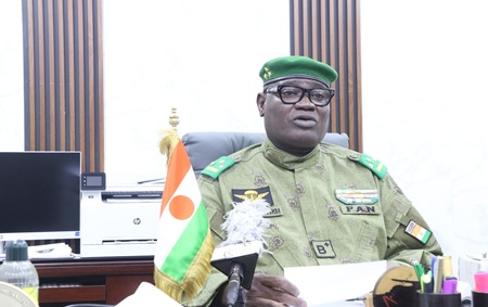 Journée nationale des relais communautaires : Le ministre d’État Toumba Mohamed salue l’engagement exemplaire des acteurs