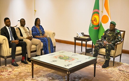 Youth Connekt Sahel 2026 : Le président Abdourahamane Tiani reçoit une délégation ministérielle en charge de la jeunesse