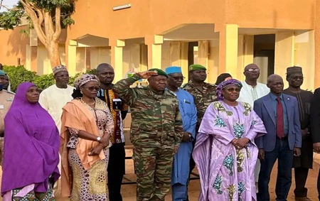Initiative « Une Semaine, une École » : couplée à la réception des tablettes au Collège scientifique de Niamey