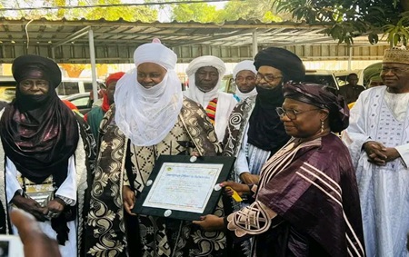 Éducation : un témoignage officiel de satisfaction décerné à l'honorable Chef de Canton de Tessaoua