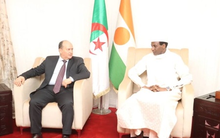 Le Premier Ministre Nigérien s’entretient avec son homologue algérien
