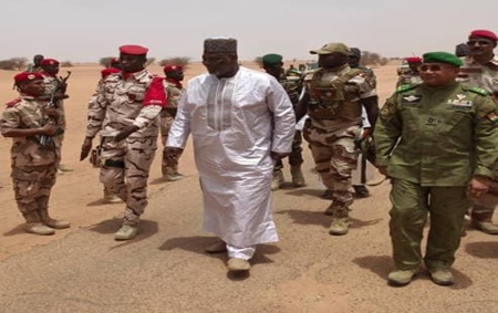 ‎Ministère de la Justice et des Droits de l'Homme/Poursuite de visite des Juridictions du ressort de la Cour d'Appel de Tahoua : la délégation ministérielle conduite par Alio DAOUDA était dans la région de d'Agadez