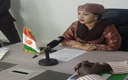 La Ministre du Tourisme et de l'Artisanat, madame Soufiane Agaichata Guichème, a procédé ce jour mercredi 17 septembre 2025, à l'installation du Comité ad' hoc chargé de l'Organisation de la Conférence Régionale des Ministres de l'espace de l'Organisation