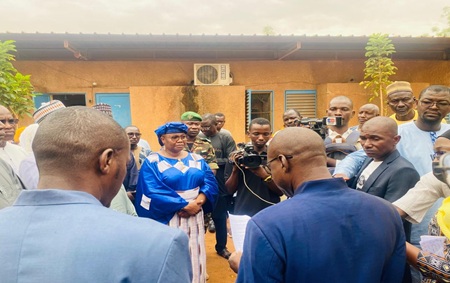 Initiative « Une semaine, une école ». La Ministre de l'Éducation Nationale en visite dans quelques établissements de Niamey
