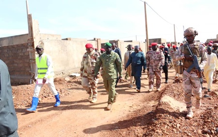 Visite Officielle à la Cité de la Garde Nationale du Niger à Bangoula
