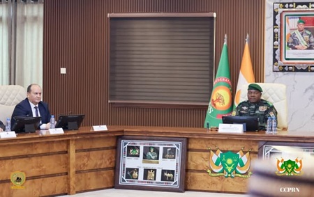 Niger : Le Premier Ministre algérien reçu par le Président de la République