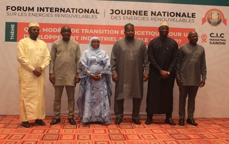 Forum international sur les énergies renouvelables : ‘’quel type de modèle de transition énergétique pour un développement industriel durable au Niger ‘’, thème d’un panel de haut niveau
