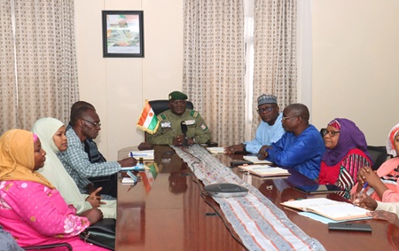 Préparatifs du Hadj 2026 : Le ministre de la santé rappelle à l’équipe d’encadrement sanitaire les objectifs de sa mission en Arabie saoudite