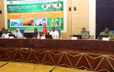 Ouverture à Niamey de la réunion des ministres en charge des mines, du pétrole et de l’énergie de l’AES