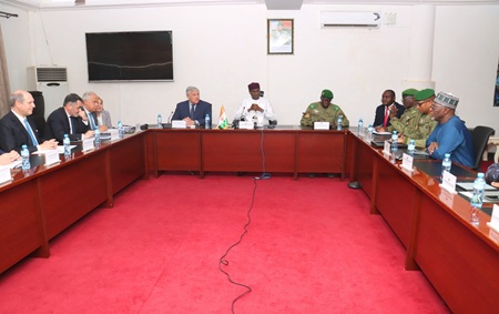 Niamey : La coopération au centre d’une Séance de travail entre le Gouvernement nigérien et une délégation Italienne