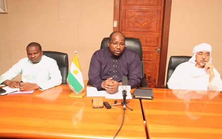 Niger : Le Ministre du commerce rappelle aux opérateurs économiques la nécessité du respect de l’obligation d’achat des produits locaux