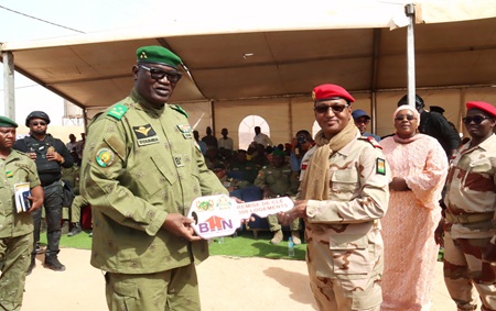 Logements sociaux : Les clés de 300 logements remises aux récipiendaires de la garde nationale du Niger