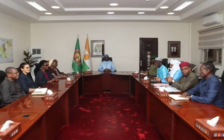 Niamey : Le Premier Ministre reçoit  le représentant du Secrétaire Général des Nations Unies pour l’Afrique de l’Ouest et le Sahel