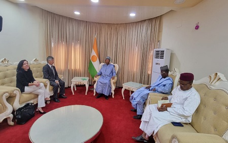 Le Premier Ministre, Chef du Gouvernement, SEM Ouhoumoudou Mahamadou a reçu en audience, ce vendredi matin 28 octobre 2022, une Délégation de la Coopération Suisse