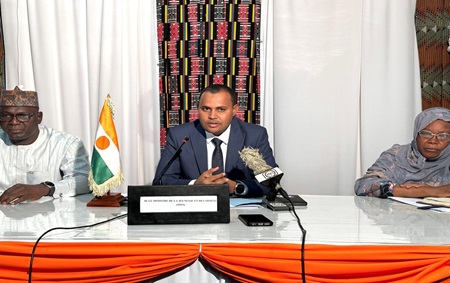 Niger : le Ministre de la Jeunesse et des Sports, M. Sidi Mohamed exhorte ses collaborateurs à travailler ensemble pour « relever les défis » qui leur « ont été lancés »